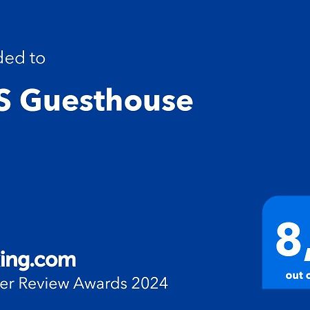 Aps Guesthouse Windhoek Exterior photo