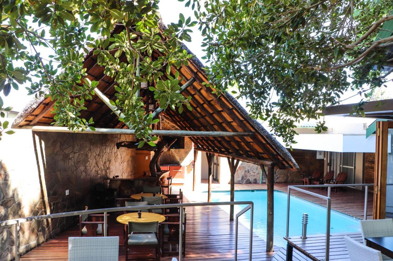 Aps Guesthouse Windhoek Exterior photo
